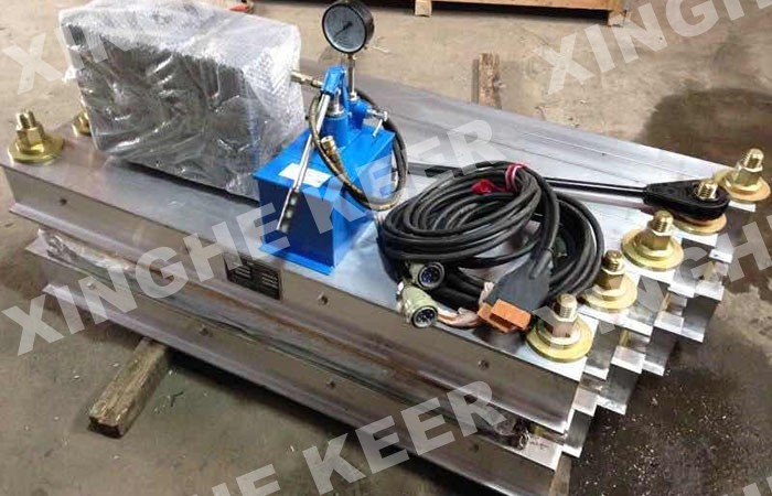 How to improve work efficiency by using conveyor belt vulcanized joint machine?